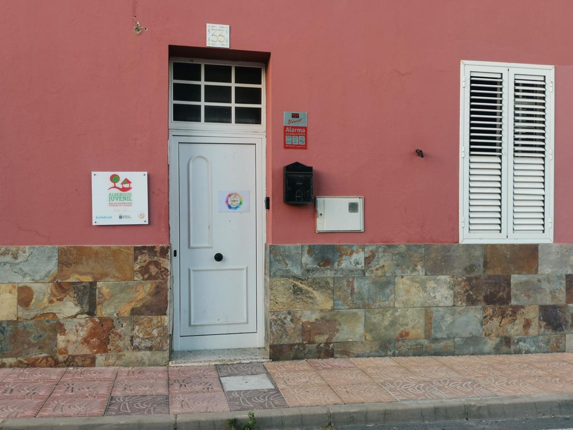 Eden Guesthouse Sardina Buitenkant foto