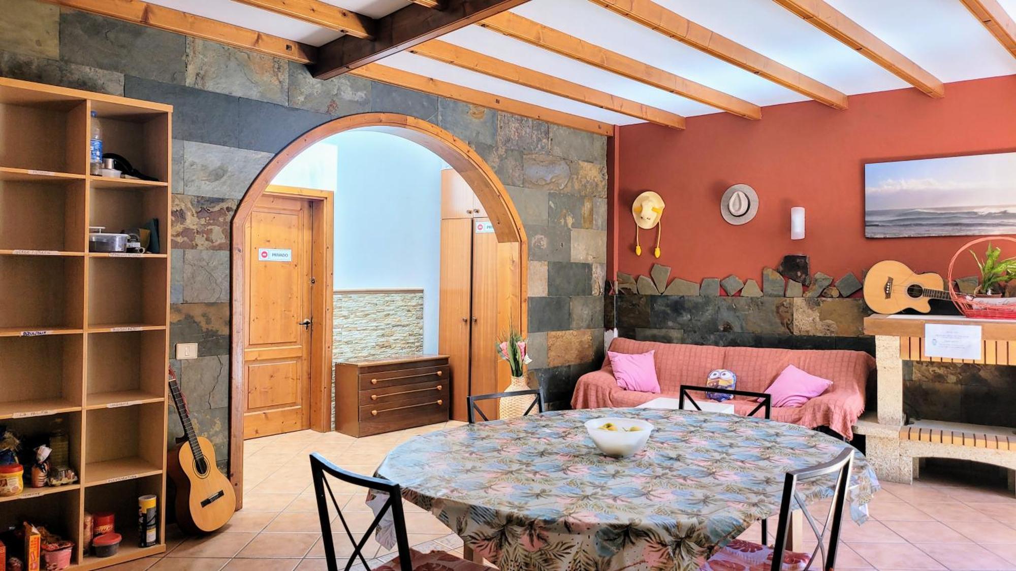 Eden Guesthouse Sardina Buitenkant foto