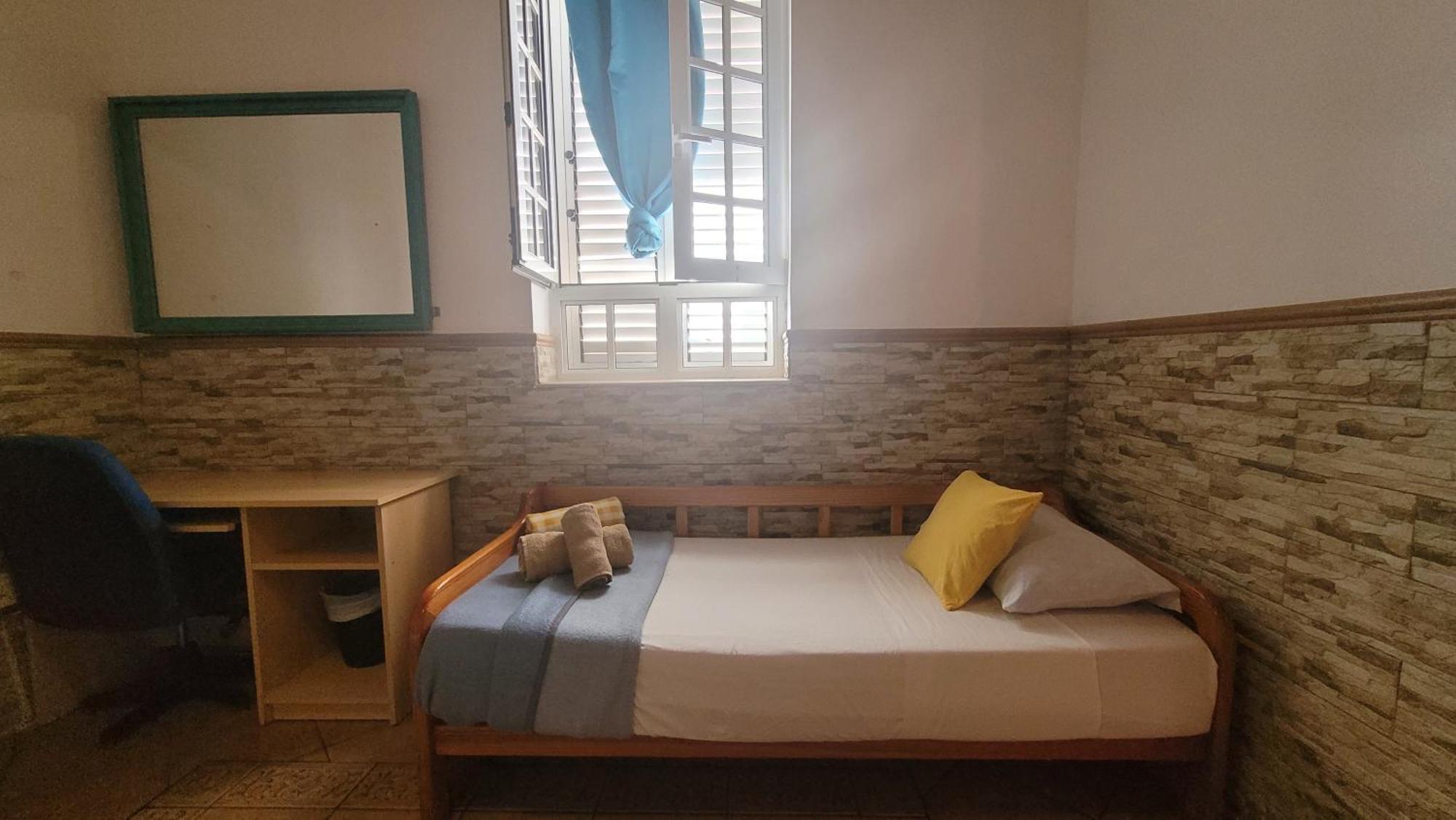 Eden Guesthouse Sardina Kamer foto