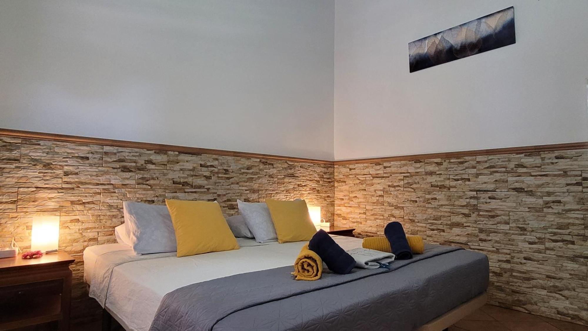 Eden Guesthouse Sardina Buitenkant foto
