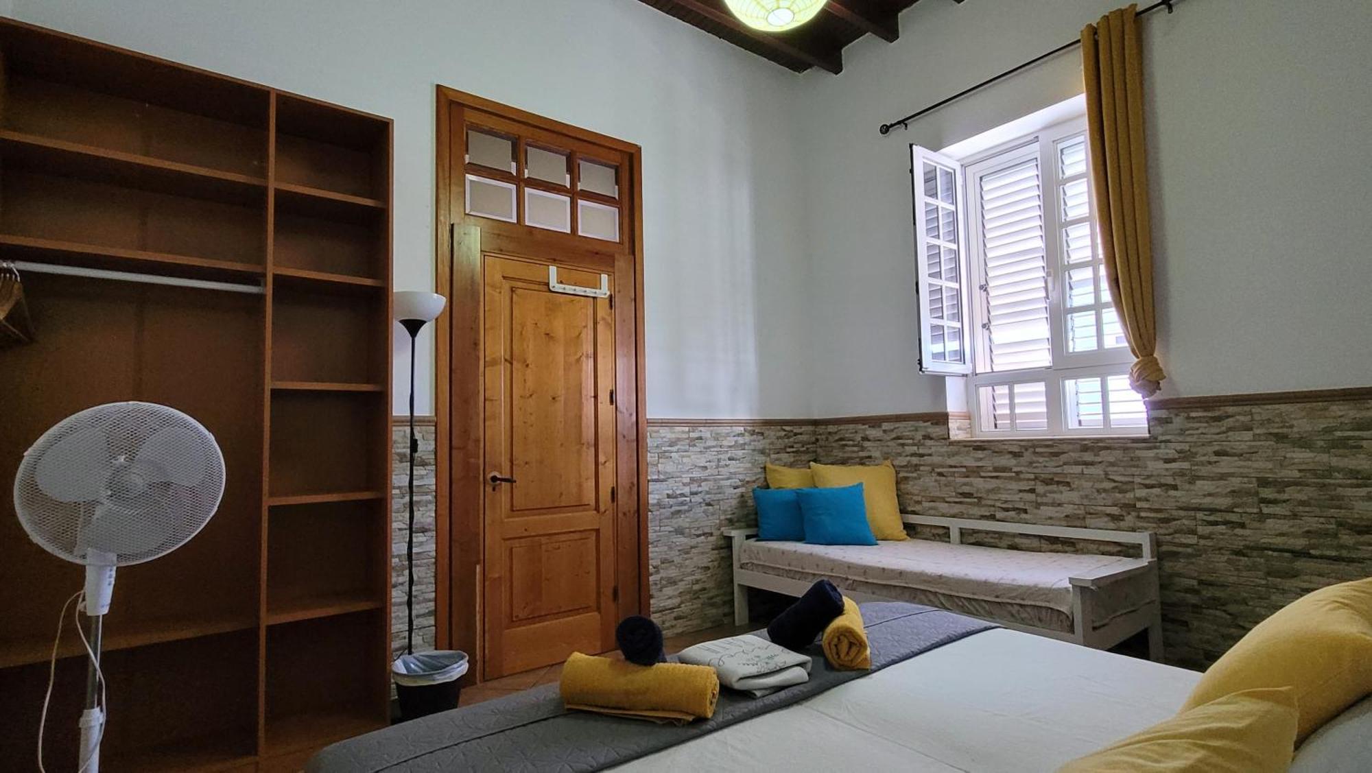 Eden Guesthouse Sardina Buitenkant foto